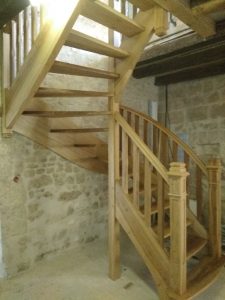 fabrication et pose escalier bois, sur mesure